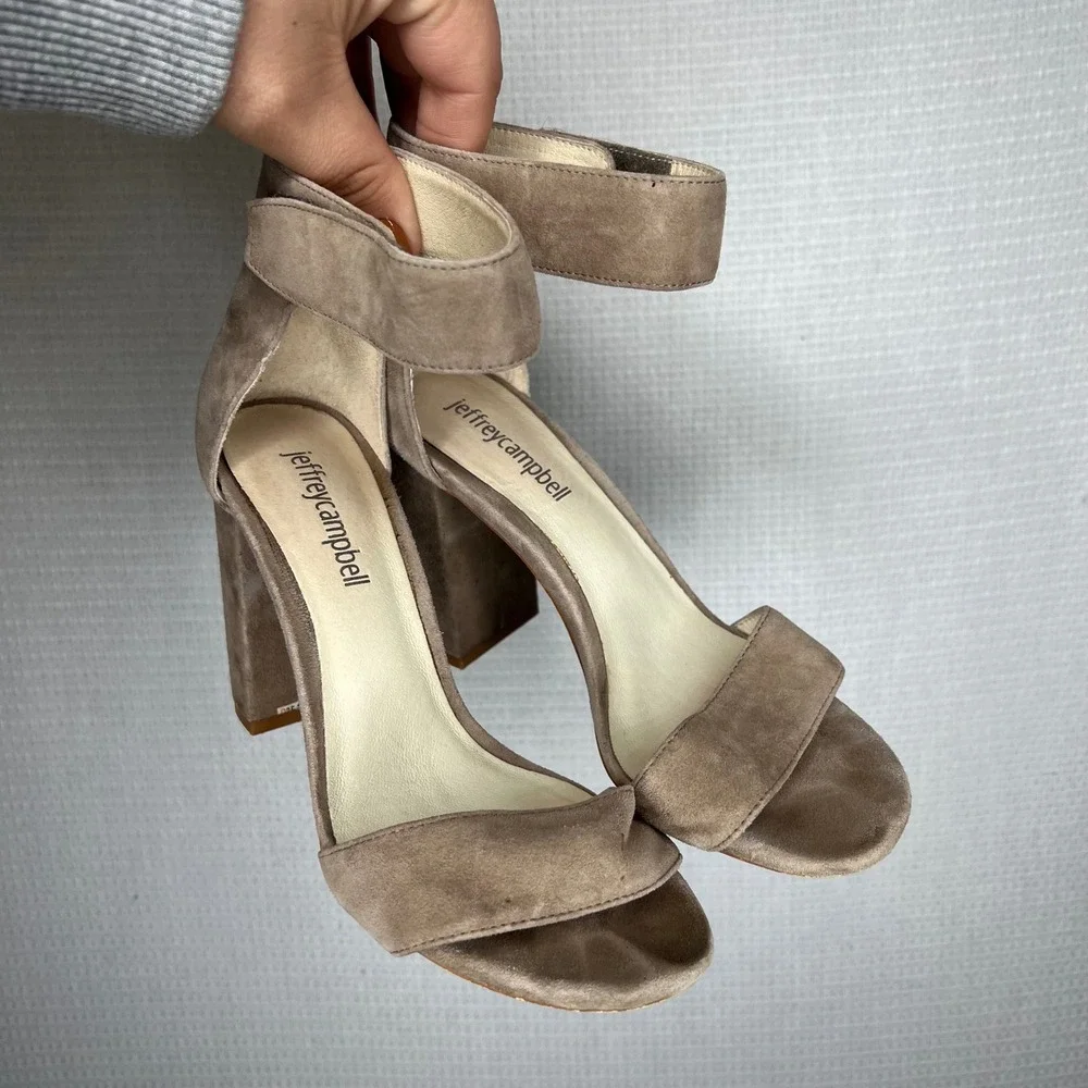 Jeffrey Campbell Suede Ankle Strap Block Heels Women's Size‎ 5 Taupe